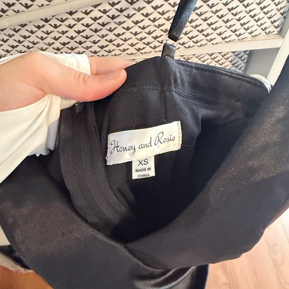 HONEY & ROSIE dress - Picture 10 of 11